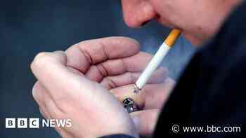 New smartwatch app 'could help smokers quit'