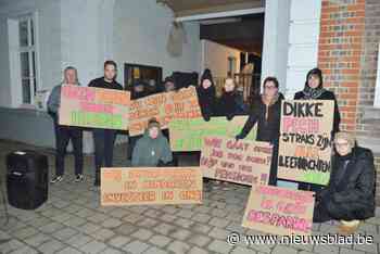 Oudenaardse basisscholen steunen staking met acties aan de schoolpoort: “Opvang en onderwijs voor onze kinderen staan voorop”