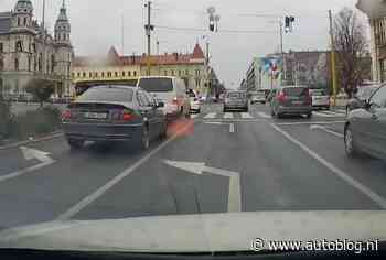 Video: BMW wisselt nog even van rijbaan