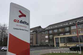 Twee gewonden naar ziekenhuis na slippartijen op glad wegdek