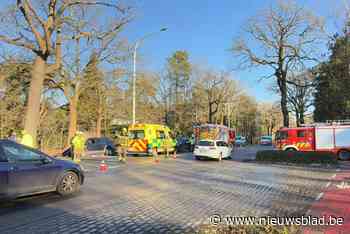 Man wordt onwel achter het stuur in Schilde: ongeval veroorzaakt verkeershinder op Turnhoutsebaan