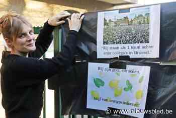 Leerkrachten Sint-Jozef Heide in zwart gekleed: “Wij steunen onze jonge collega’s die in Brussel manifesteren”