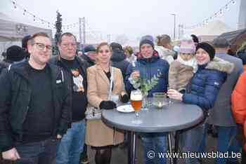 Duizend bewoners klinken op nieuwe jaar