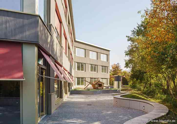 Gefaltete Acht
 - Bürogebäude von nbundm* architekten in Grafing bei München