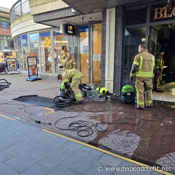 Lekkage in winkelpand De Meent levert veel overlast op