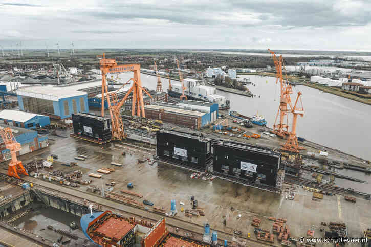 Wagenborg Nedlift transporteert nieuwe deuren voor vijfde kolk Brunsbüttel