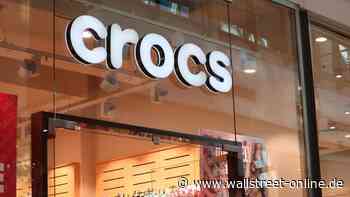 Zweikampf der Top-Marken: Clogs gegen Sandalen – Das große Duell der Schuh-Hersteller