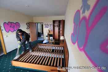 Alles muss raus: Altes Dohm-Hotel in Herford wird entrümpelt