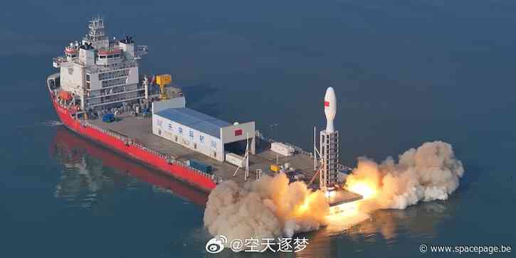 China brengt vanop zee tien satellieten in een baan om de aarde