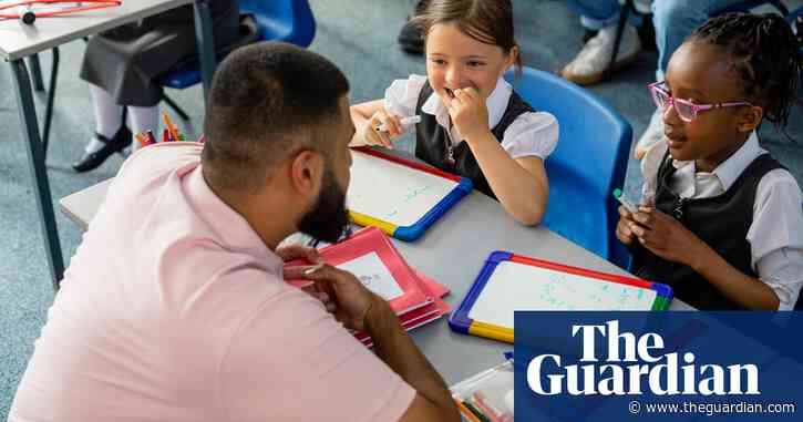 ‘Mainlined into UK’s veins’: Labour announces huge public rollout of AI