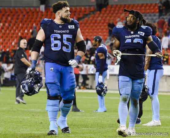 Redblacks re-sign veteran offensive lineman Bladek to one-year extension