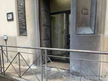 Bottiglia incendiaria contro la caserma dei carabinieri: attentato alle porte di Firenze