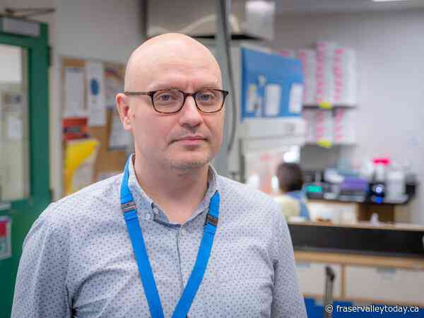 B.C. doc reflects on treating teen with avian flu for two months