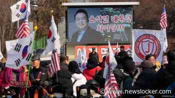 Geschorste Zuid-Koreaanse president krijgt meer loon terwijl hij voor politie vlucht