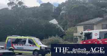 ‘Almighty sound’: House falls down cliff on Mornington Peninsula