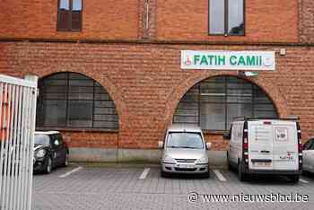 Vlaams Belang kondigt ‘spoedbetoging’ aan tegen verbouwplannen van moskee