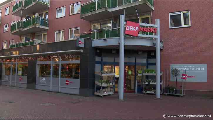 Almere - Wisselende reacties op sluiting supermarkt Almere Haven