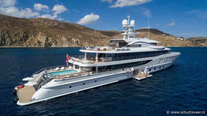 Superjacht PLVS VLTRA te koop