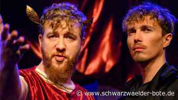 Endspurt bei „Vorhang Auf!“: Auf der Nagolder Bühne ist er als Romulus  fast     permanent präsent