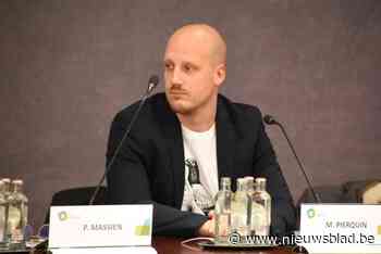 Laptops voor schepenen zorgen meteen voor eerste discussie op Halse gemeenteraad