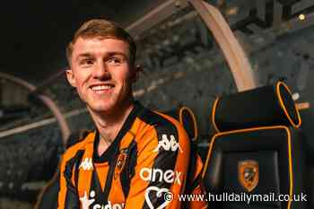 Joe Gelhardt's first words after leaving Leeds United for Hull City