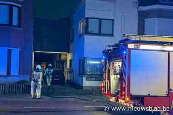 Brandweer blust kleine brand in keuken, schade blijft beperkt