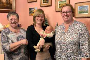 Kleine Lily maakt viergeslacht compleet