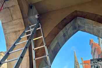 Warum hinter der Rathaus-Fassade jetzt eine Kamera hängt