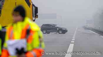 Zahlreiche Glatteis-Unfälle am Mittwochmorgen in Bayern – drei Tote