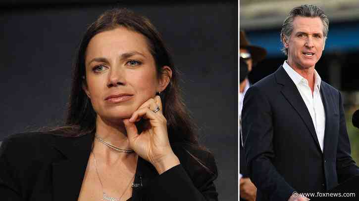 Justine Bateman calls for Gavin Newsom to be removed amid LA fires 'before something worse happens'