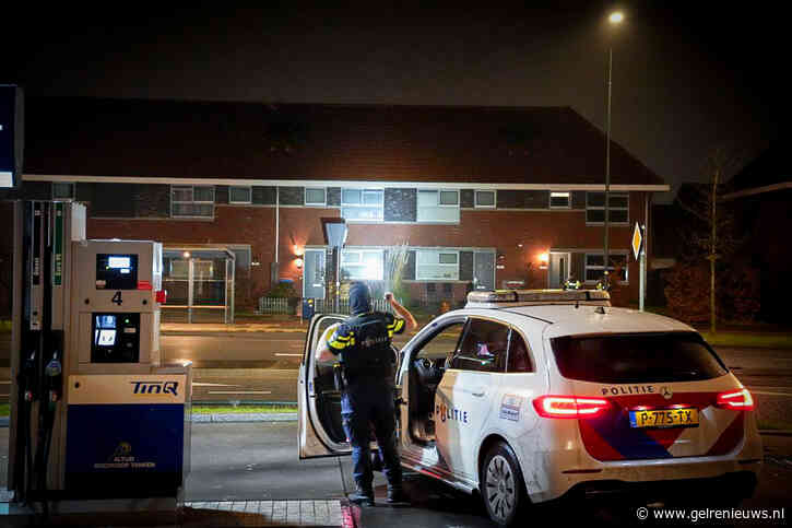 Meerdere meldingen van ‘schoten’, politie start zoektocht rondom tankstation