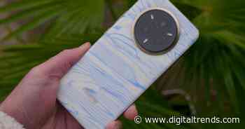 The back of this phone changes color, but something else makes it excellent