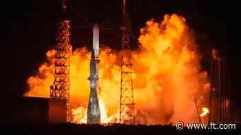 Bezos steps up challenge to Musk’s SpaceX with New Glenn launch