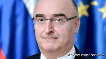 Ladri in casa dell'ambasciatore. In fuga con oro e gioielli