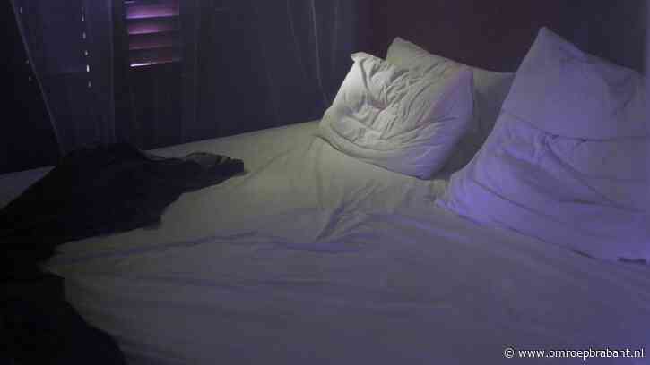 Urenlang scrollen voor je gaat slapen? Kan gewoon, weet slaapexpert Merijn