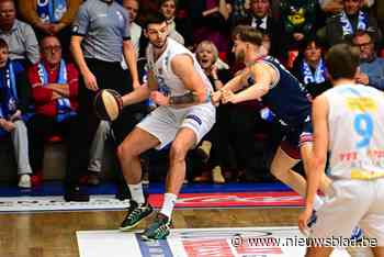 Njegos Sikiras stoomt zich met Okapi Aalst klaar voor derby tegen Basket Brussels: “Na zege tegen Bergen moeten we de lijn doortrekken”