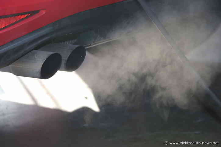 Mehrheit der Deutschen zweifelt am Verbrenner-Aus