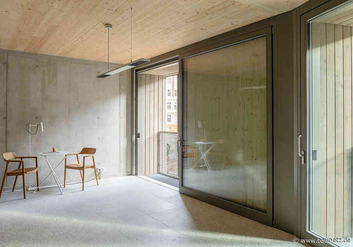 Lärche in Moabit
 - Wohn- und Geschäftshaus in Berlin von AHM Architekten