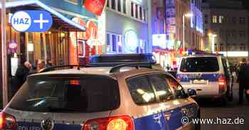 Korruptionsverdacht in Hannover: Polizisten sollen Geld von Dealern am Steintor genommen haben