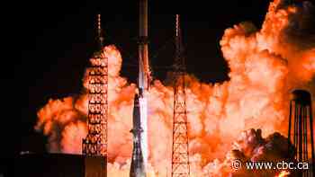 Jeff Bezos's Blue Origin reaches orbit in 1st New Glenn launch, misses booster landing