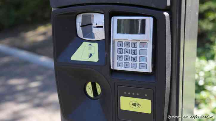 Lange wachtrij bij parkeerautomaat, dus zet ziekenhuis de slagbomen open