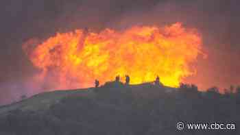 Chinooks and Santa Ana winds: How Calgary prepares for wildfire risk driven by warm winds