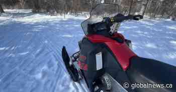 Manitoba experts urge snowmobilers to stay safe this winter