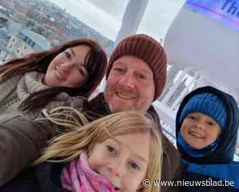 Om hun overleden mama te eren, leren twee kinderen op het Engelse platteland opnieuw Nederlands: “De taal brengt hen dichter bij haar”