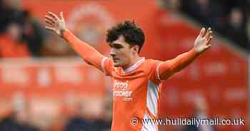 Blackpool boss Steve Bruce opens up on interest in Hull City striker target