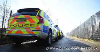 Man 'threatened with machete' on busy Cambridge road
