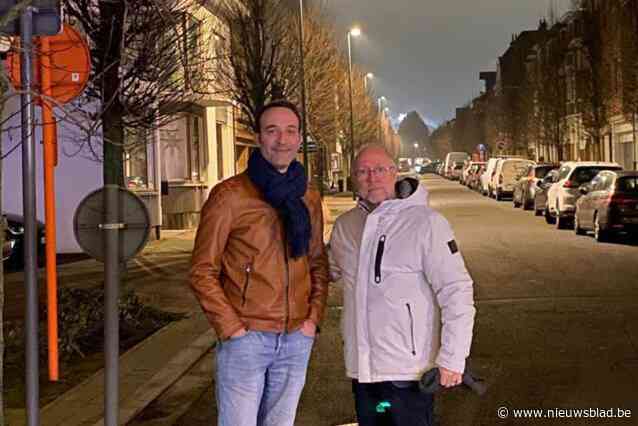 Licht ging ’s nachts uit door energiecrisis, in deze gemeente mag straatverlichting weer aan: “Onveiligheidsgevoel bij inwoners wegnemen”