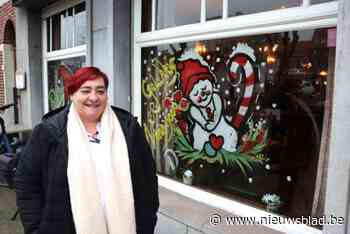 Boekhoudster Nancy (52) schildert in haar vrije tijd vrolijke taferelen op ramen, maar zoekt nu opvolger: “Een leuke bijverdienste”