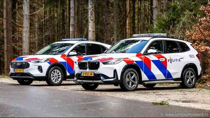 Lelystad - Bekijk hier de eerste testrit met de nieuwe politiewagen op circuit Lelystad