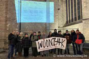 Onheilspellende aftelklok op Grote Markt waarschuwt politici: “Nog 1.809 dagen over om dak- en thuisloosheid te beëindigen”